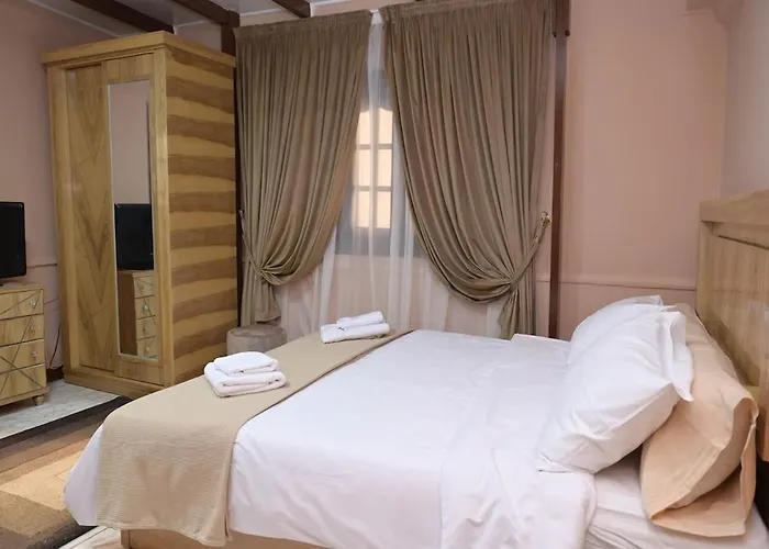 Belle Helen - Cozy Studio - Downtown Cairo